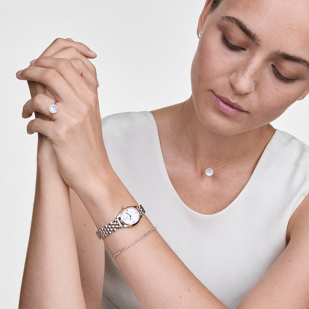 Audrey Sedef Taşlı Rose Gold Renk Kolye