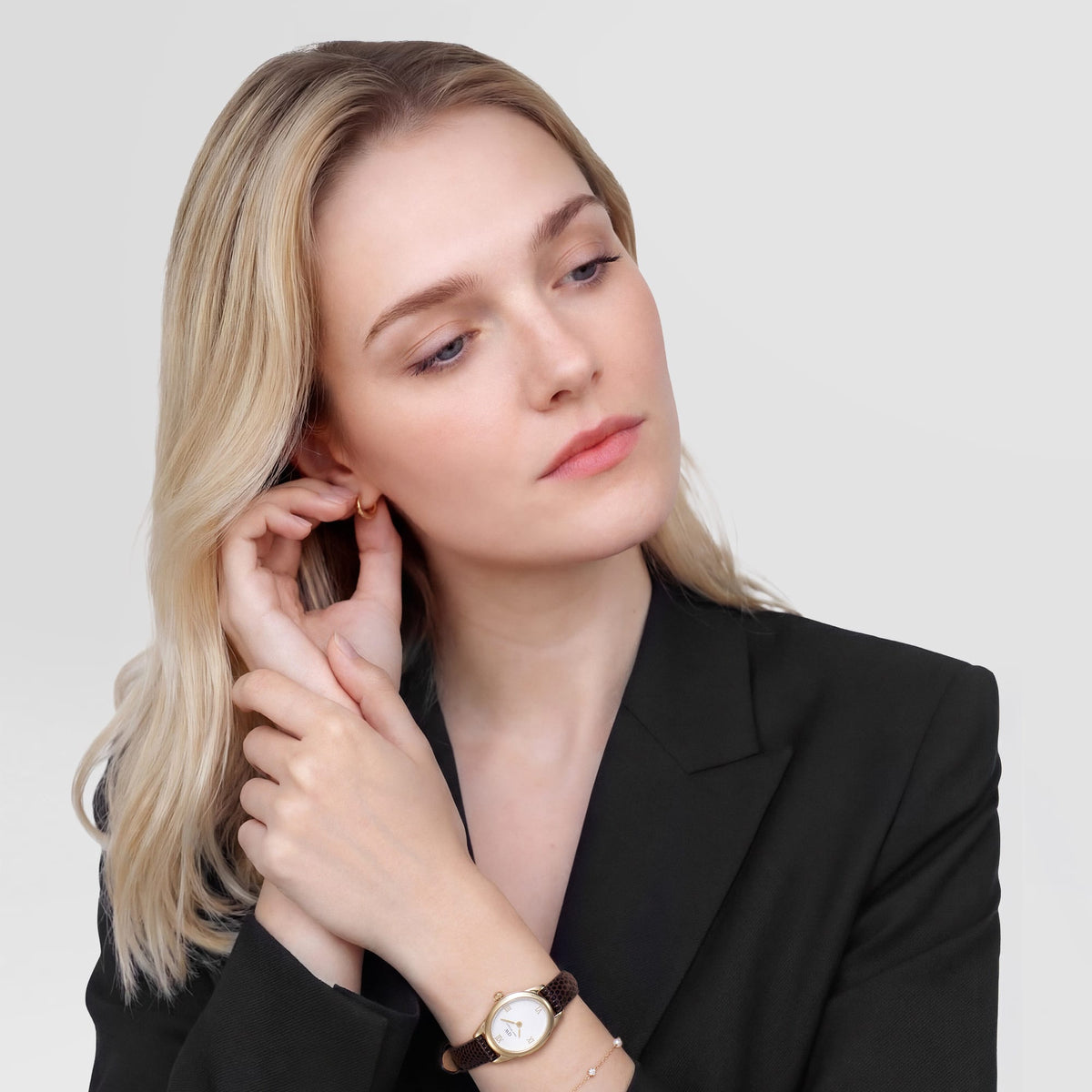 Arch Earring Gold 12mm