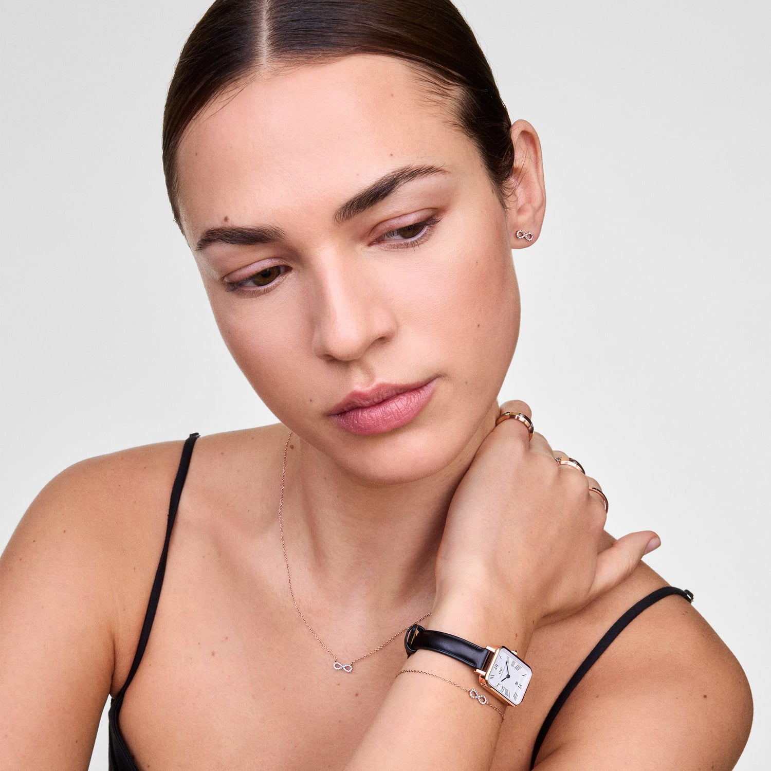 Quadro Roman Numerals Date Sheffield Rose Gold